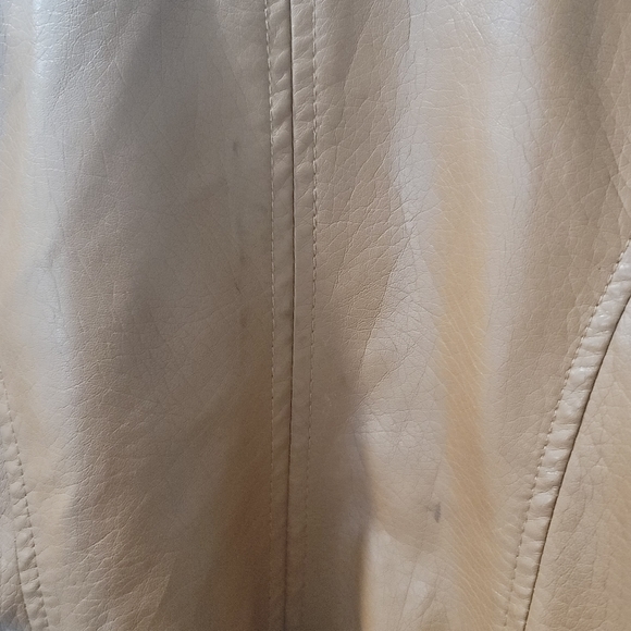 Jacket - Picture 2 of 5